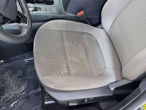 Used 2022 Ford Escape SE w/ SE Sport Appearance Package image 21