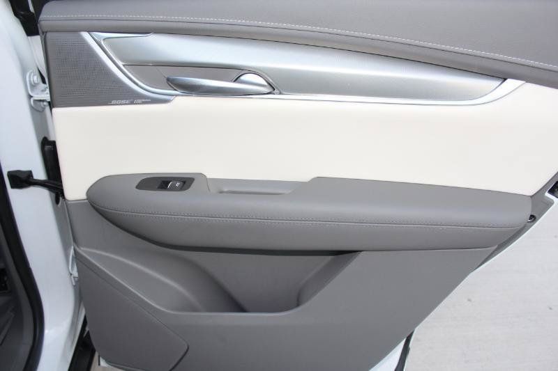 Used 2023 Cadillac XT5 Premium Luxury w/ LPO, Floor Liner Package AWD/4WD image 19
