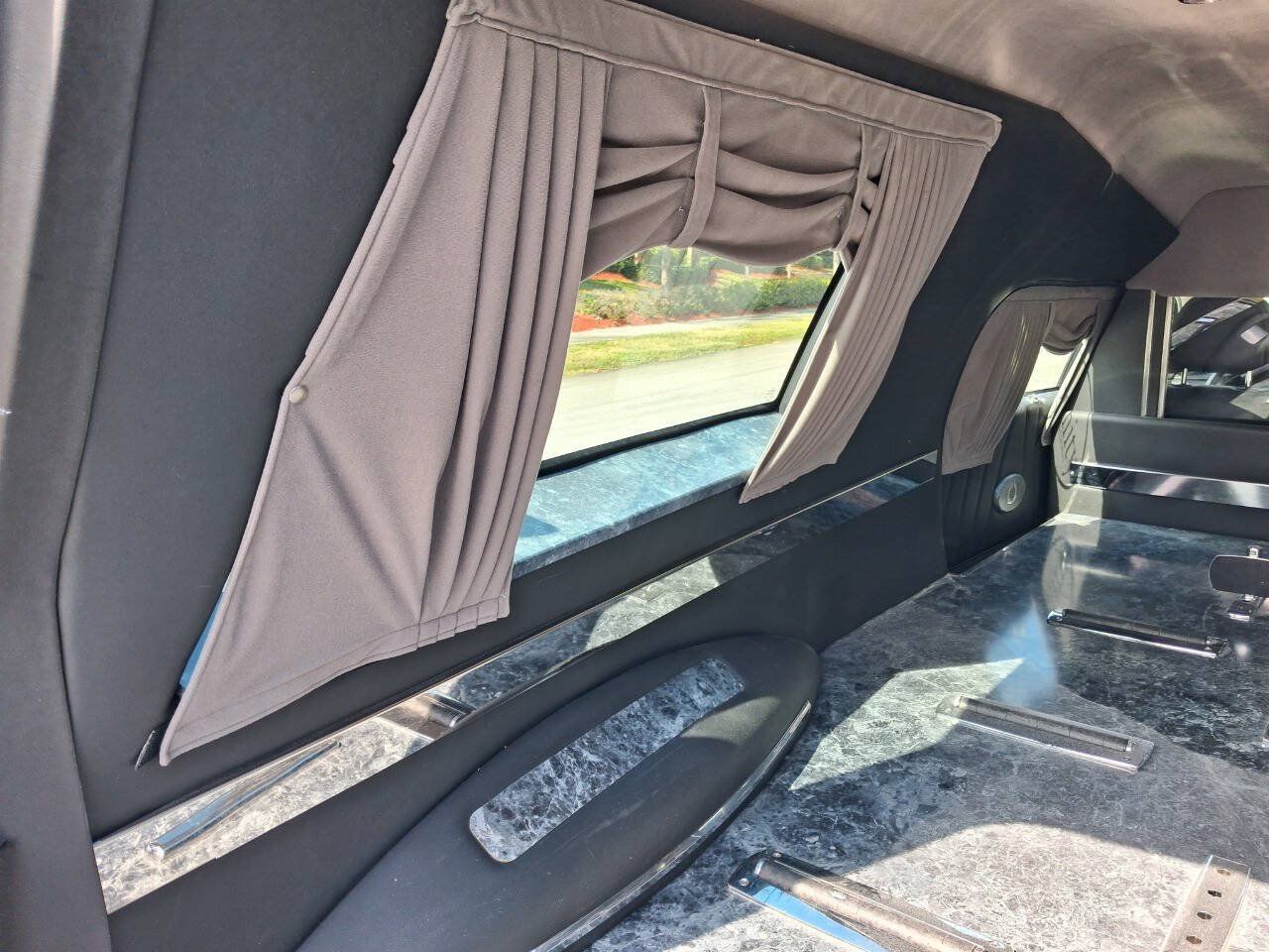 Used 2014 Cadillac XTS Hearse FWD image 16