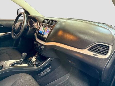 Used 2016 Dodge Journey SXT w/ Comfort/Convenience Group FWD image 27