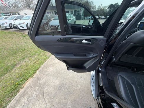 Used 2017 Mercedes-Benz GLE 350 GLE 350 4MATIC SUV image 34