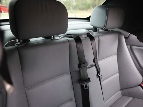 Used 2004 BMW 330Ci Convertible image 8