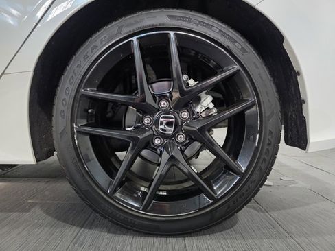 Used 2023 Honda Civic Sport image 23