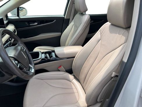 Certified 2023 Lincoln Nautilus Reserve AWD/4WD image 16