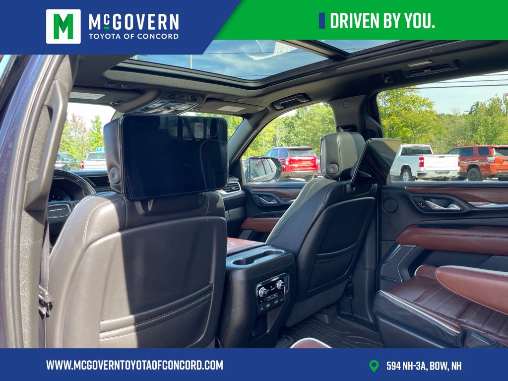 Used 2023 GMC Yukon XL Denali Ultimate AWD/4WD image 26
