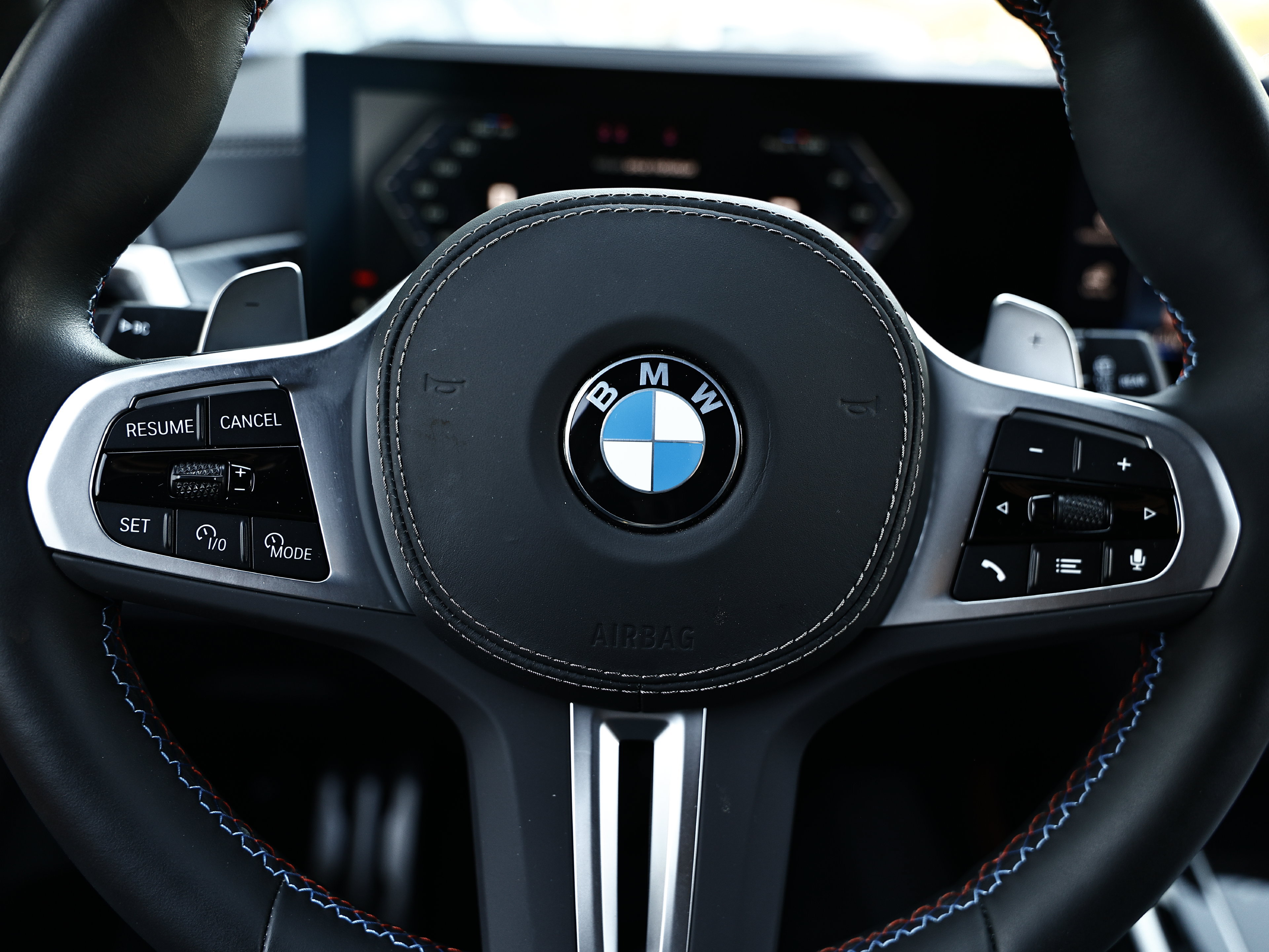 Used 2026 BMW X7 M60i AWD/4WD image 33