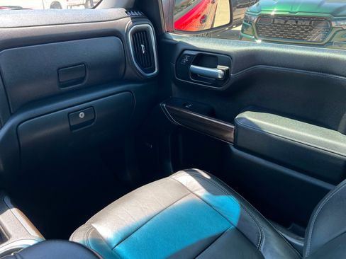 Used 2020 Chevrolet Silverado 1500 LT Trail Boss AWD/4WD image 10