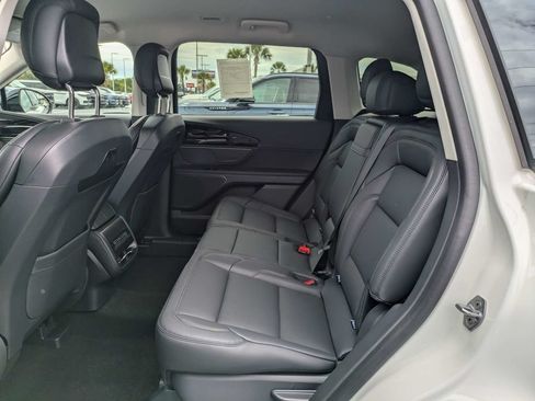 New 2026 Lincoln Nautilus Premier AWD/4WD image 14