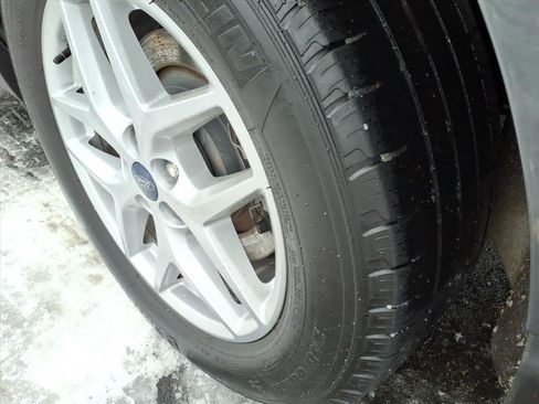 Used 2021 Ford Edge SEL w/ Convenience Package image 29