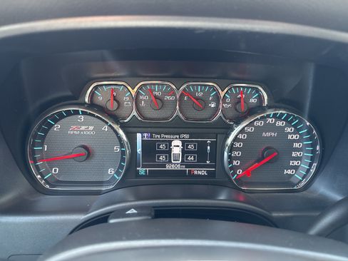 Used 2018 Chevrolet Silverado 1500 LT w/ All Star Edition AWD/4WD image 25