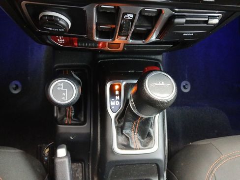 Used 2021 Jeep Gladiator Mojave image 21
