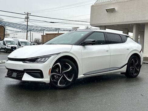 Used 2024 Kia EV6 GT-Line image 1