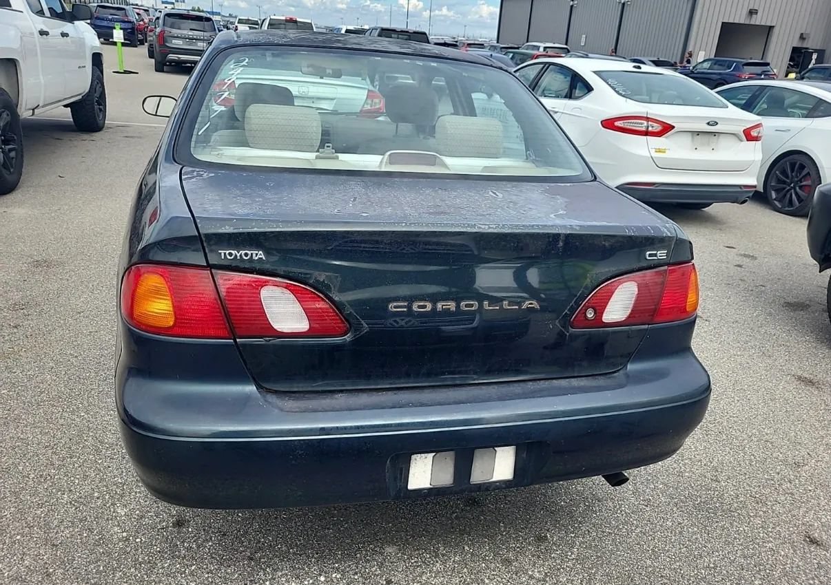 Used 1999 Toyota Corolla CE FWD image 5