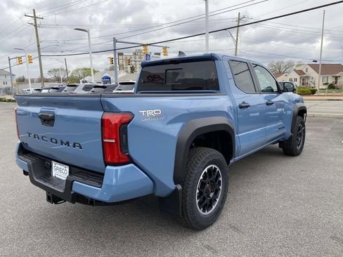New 2026 Toyota Tacoma TRD Off-Road AWD/4WD image 3
