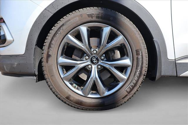 Used 2018 Hyundai Santa Fe Sport AWD/4WD image 9