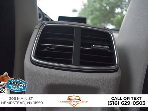 Used 2025 Genesis G70 2.5T image 28