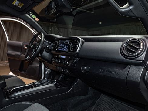 Used 2023 Toyota Tacoma TRD Sport image 20