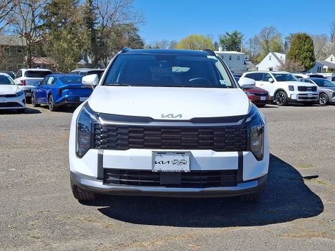 Certified 2026 Kia Sportage EX w/ EX Panorama Roof Package FWD image 2