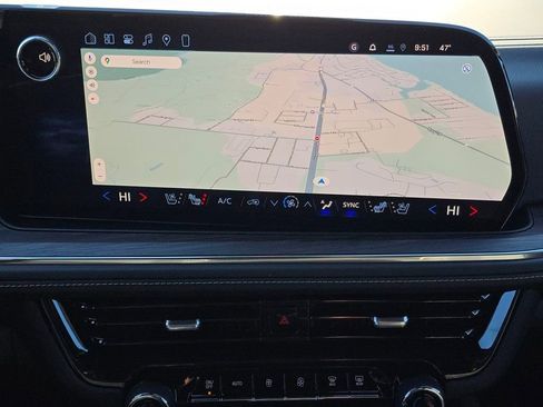 New 2026 Chevrolet Tahoe Premier w/ Sun And Tow Package AWD/4WD image 19