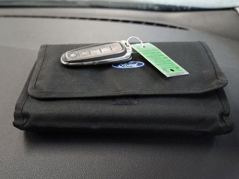 Used 2019 Ford Escape SEL image 37