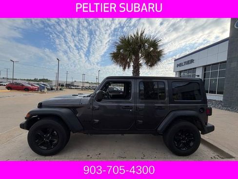 Used 2023 Jeep Wrangler Sport image 5