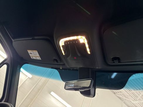 Used 2025 Mercedes-Benz Sprinter 3500 image 11