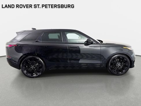 Used 2026 Land Rover Range Rover Velar Dynamic SE AWD/4WD image 4