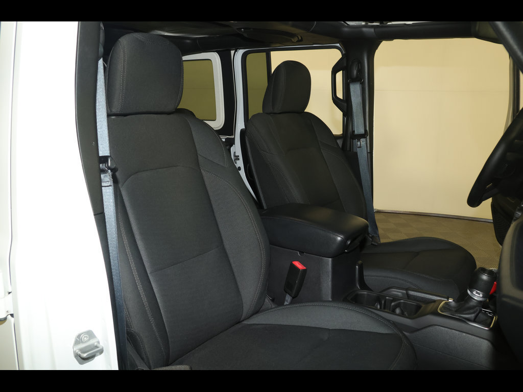 Used 2020 Jeep Wrangler Unlimited Sport AWD/4WD image 25