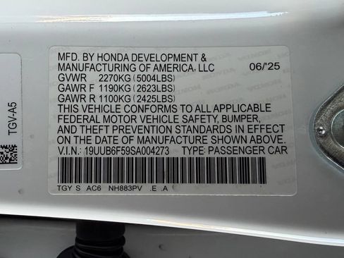 Used 2025 Acura TLX w/ A-SPEC Package AWD/4WD image 11