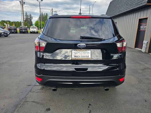 Used 2017 Ford Escape Titanium w/ Canadian Touring Package image 4