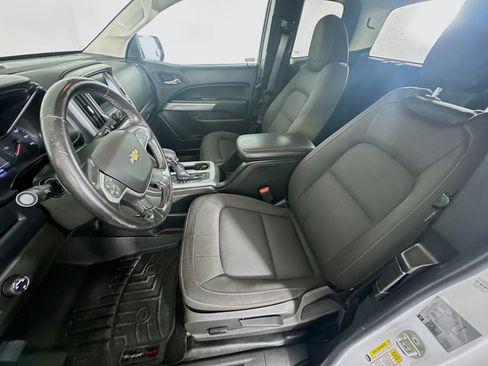 Used 2022 Chevrolet Colorado LT w/ Fleet Safety Package RWD image 13