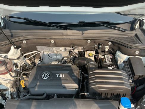 Used 2023 Volkswagen Atlas Cross Sport SEL AWD/4WD image 20