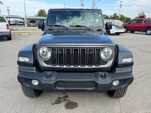 Certified 2025 Jeep Wrangler Unlimited Sport AWD/4WD image 2