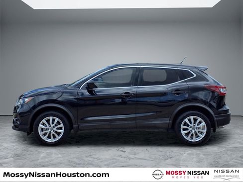 Used 2022 Nissan Rogue Sport S FWD image 5