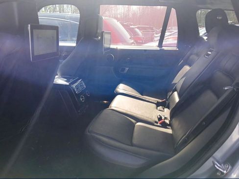 Used 2018 Land Rover Range Rover Long Wheelbase Supercharged image 3