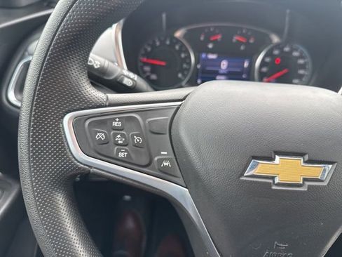 Used 2022 Chevrolet Equinox LS w/ LS Convenience Package AWD/4WD image 33