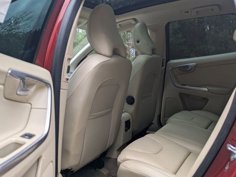 Used 2014 Volvo XC60 T6 image 13