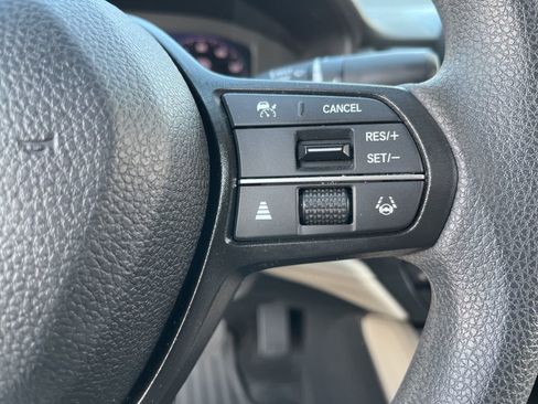 Used 2024 Honda Accord EX image 19