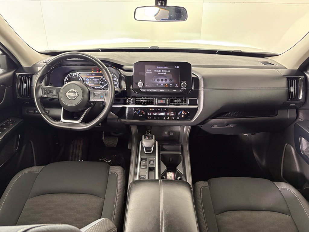Used 2024 Nissan Pathfinder SV FWD image 40