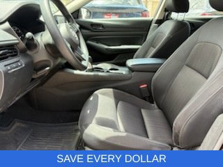 Used 2024 Nissan Altima 2.5 S FWD image 14