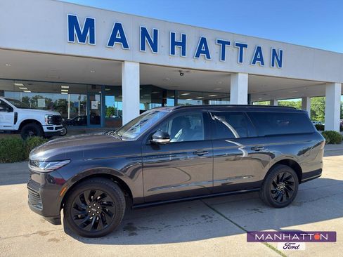 Used 2025 Lincoln Navigator L Reserve w/ Jet Appearance Package AWD/4WD image 1