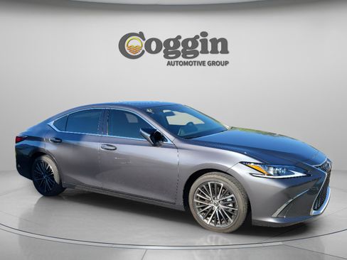 Used 2023 Lexus ES 350 w/ Premium Package FWD image 7