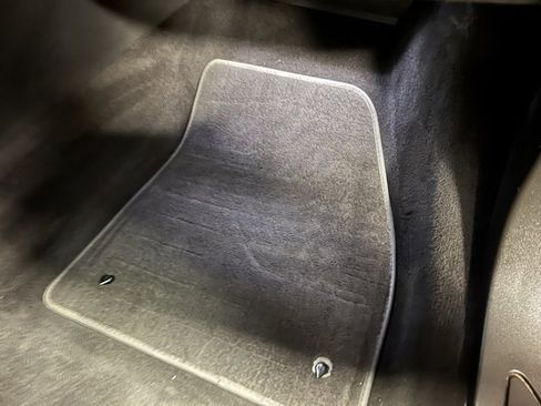 Used 2020 Land Rover Range Rover Evoque S image 29