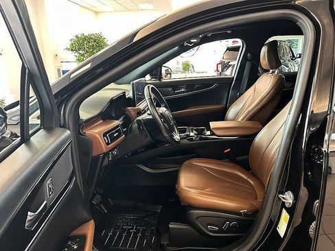 Used 2022 Lincoln Nautilus Reserve AWD/4WD image 10