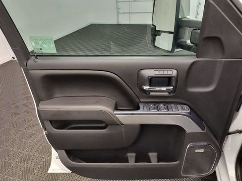 Used 2016 Chevrolet Silverado 2500 LTZ w/ Duramax Plus Package AWD/4WD image 19