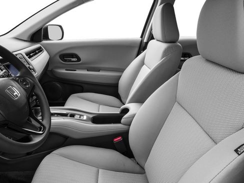 Used 2016 Honda HR-V LX image 8