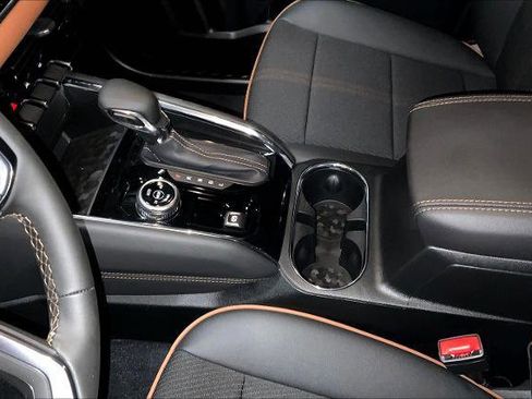 New 2025 GMC Canyon AT4 w/ Nightfall Edition image 11