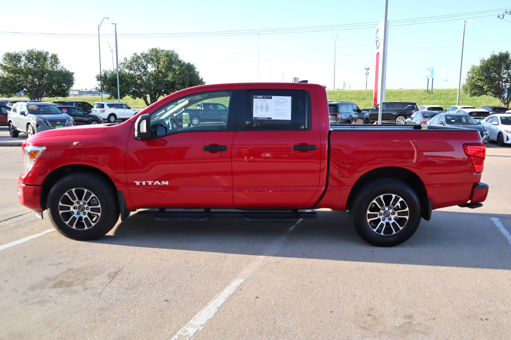 Certified 2024 Nissan Titan SV w/ SV Convenience Package RWD image 2