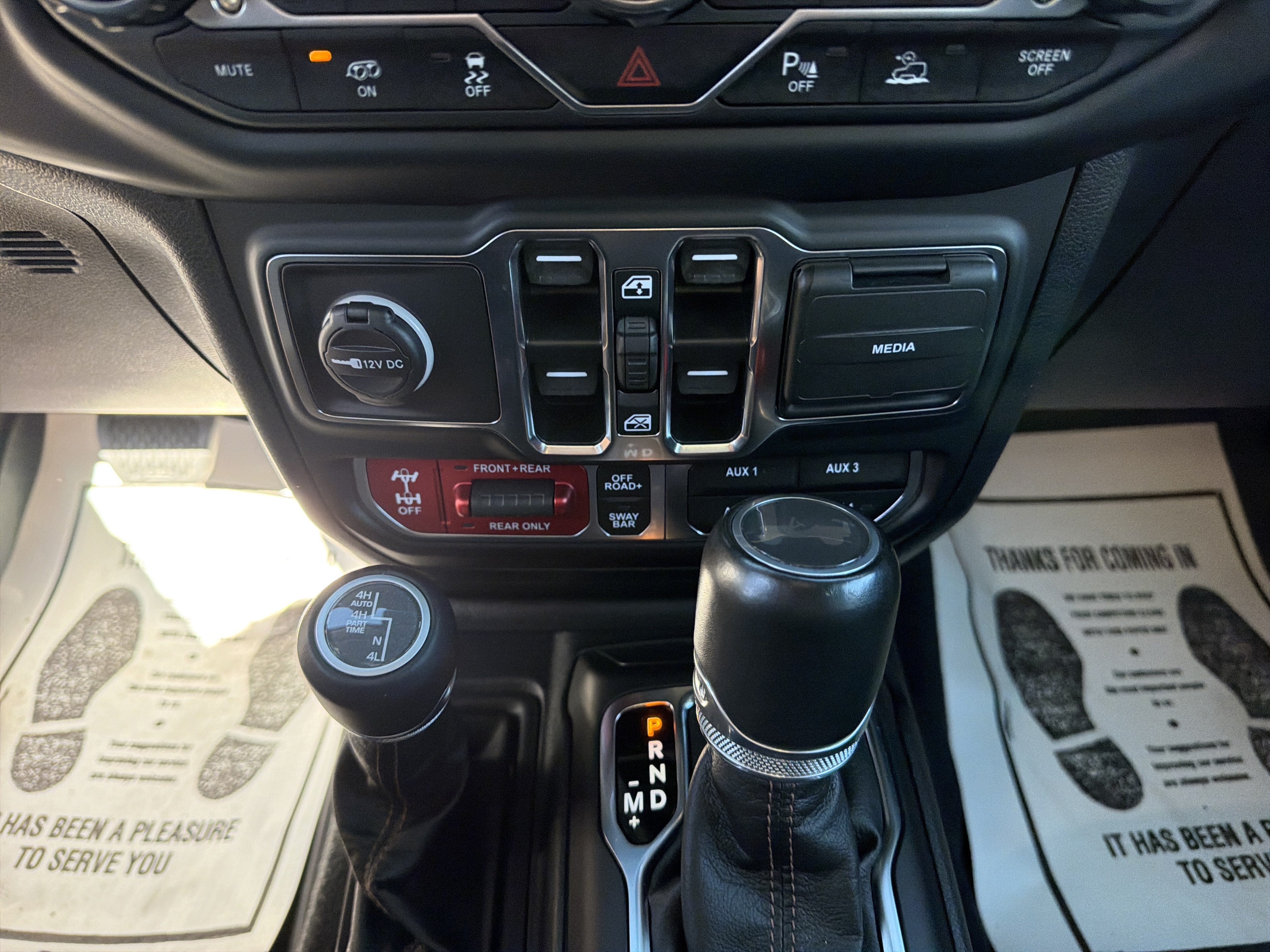Used 2023 Jeep Wrangler Unlimited Rubicon 392 AWD/4WD image 22