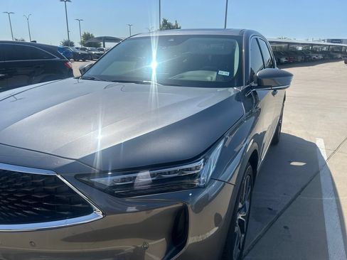 Used 2023 Acura MDX FWD w/ Technology Package image 2